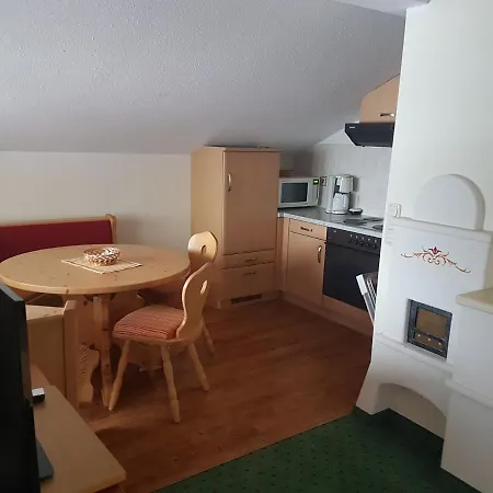 Ferienwohnung Gebirgshausl Apartamento Bischofswiesen