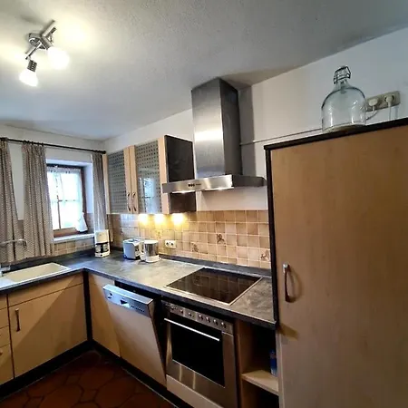 Ferienwohnung Gebirgshausl 아파트 비쇼프스비에젠